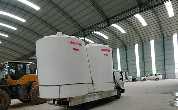 特加厚靖远塑料大桶装车运输交付实录